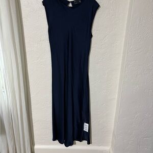 Elegant Navy Blue Sleeveless Dress